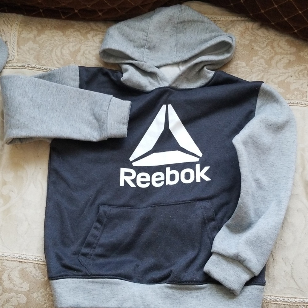 Reebok boy's hoodie, sz 7